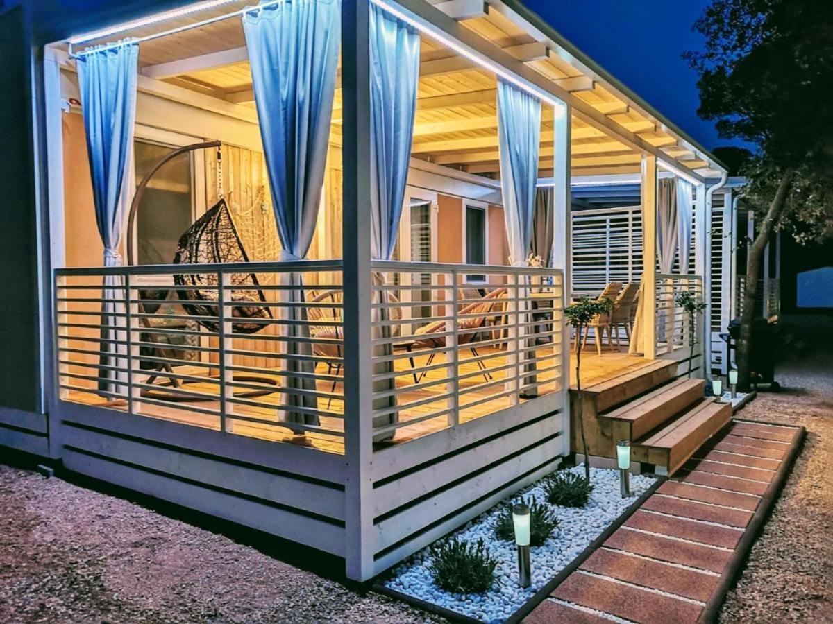 J & R Mobile Homes Биоград-на-Мору Экстерьер фото